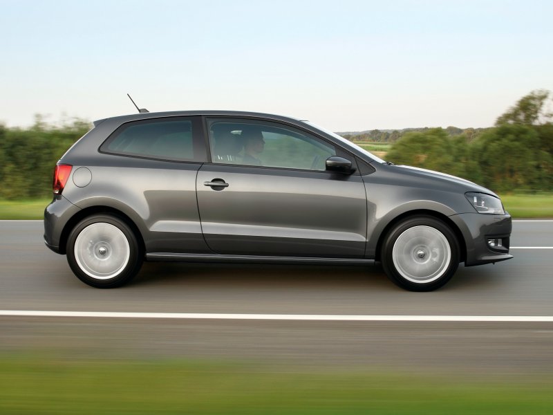 Volkswagen Polo 2009-2015 хэтчбек