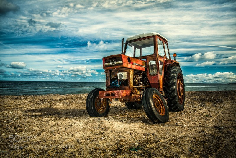 Ломающийся трактор