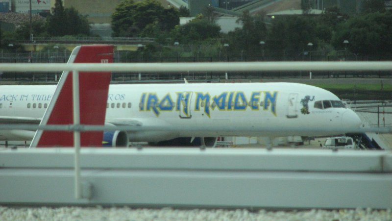 Самолет группы Iron Maiden