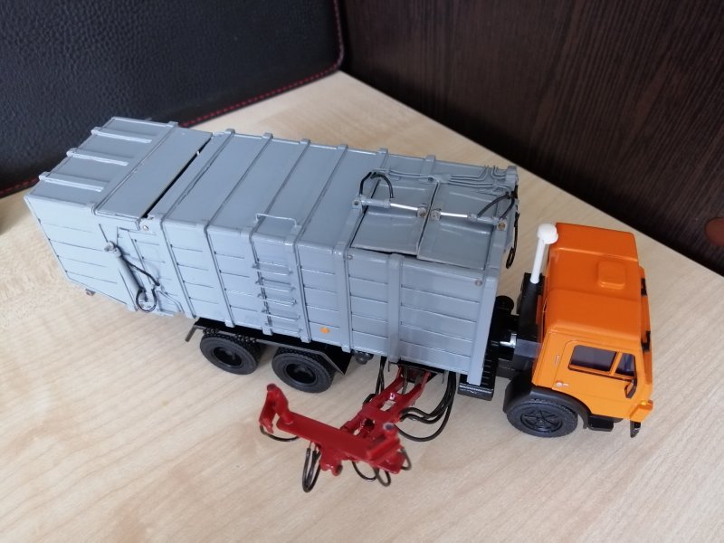 Ко-415 мусоровоз КАМАЗ-53212