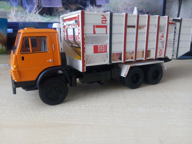 Ко-415 мусоровоз КАМАЗ-53212