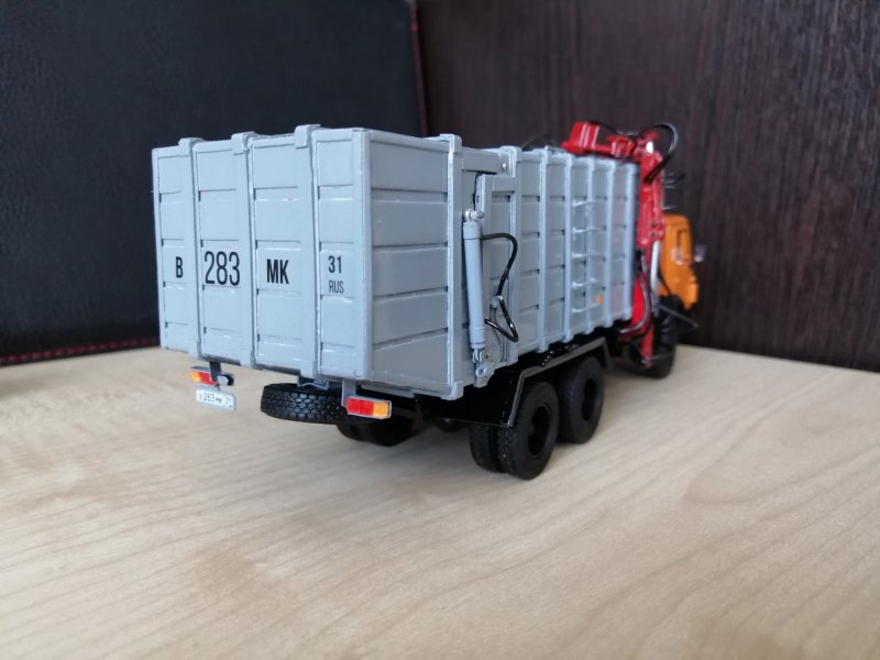 Ко-415 мусоровоз КАМАЗ-53212