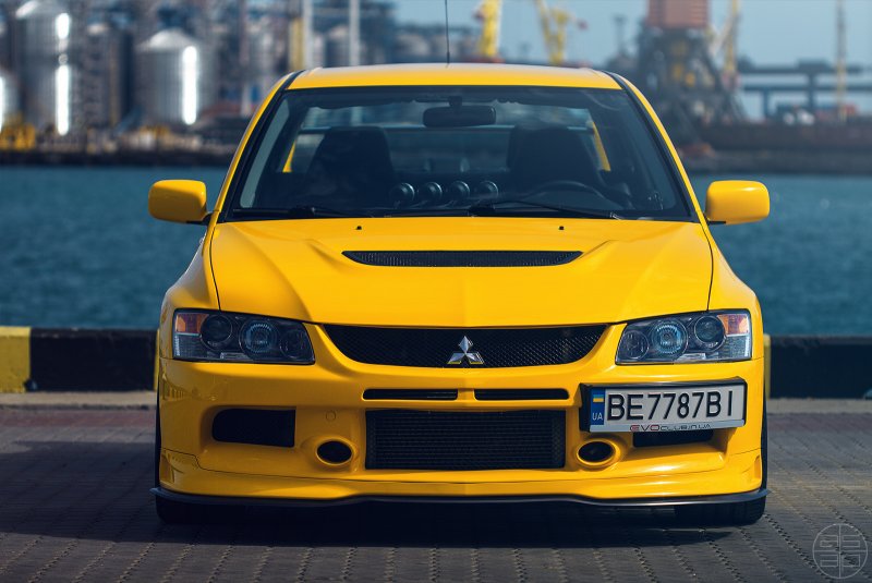 Mitsubishi Lancer 9 Эво