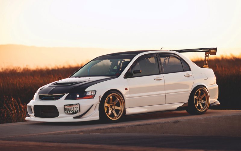 Mitsubishi Lancer Evolution x 9