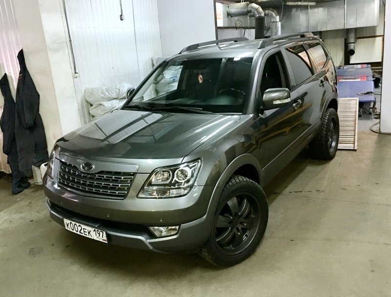 Kia Mohave Grey