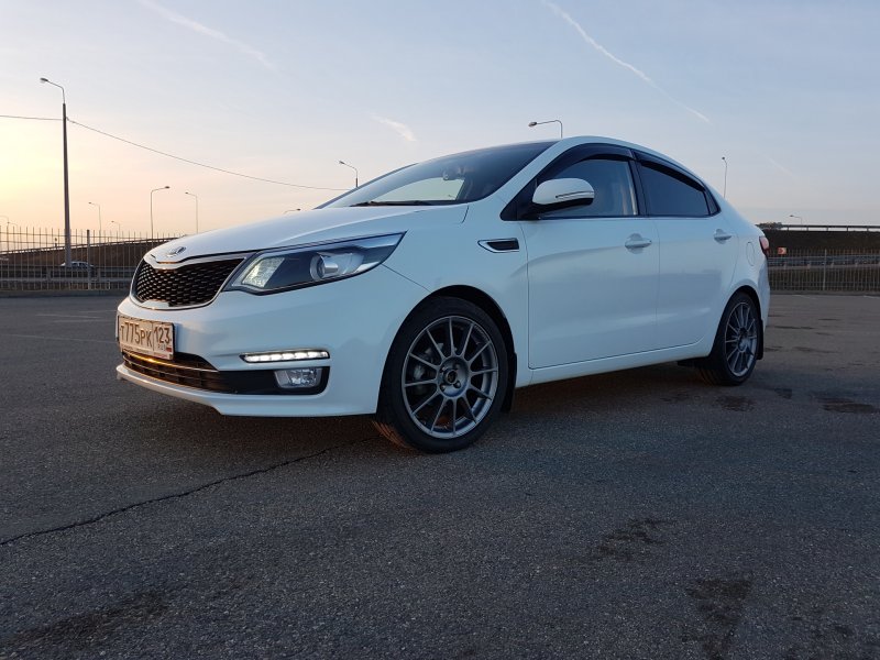 Kia Rio r19