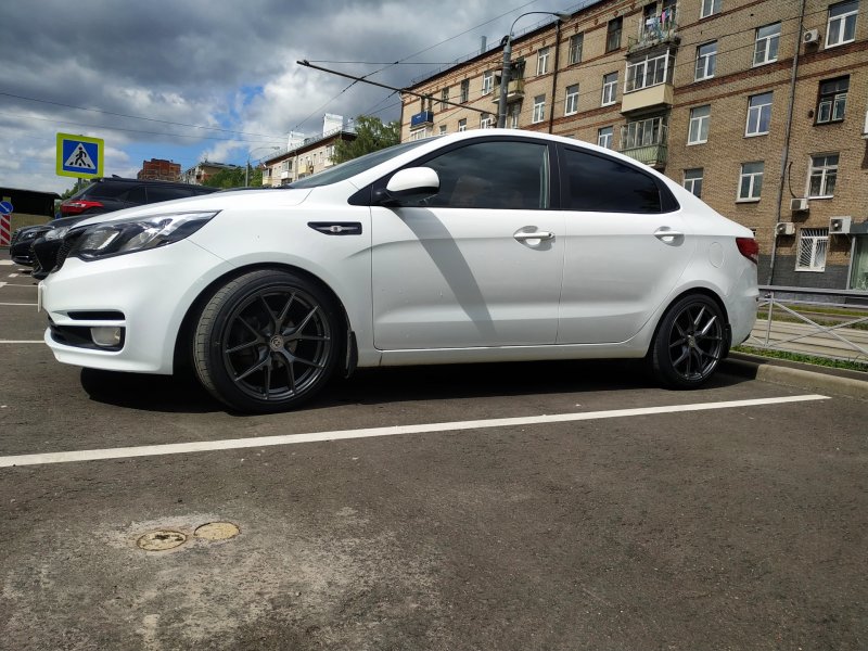 Kia Rio 4 r18