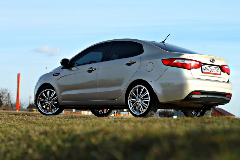 Kia Rio r18