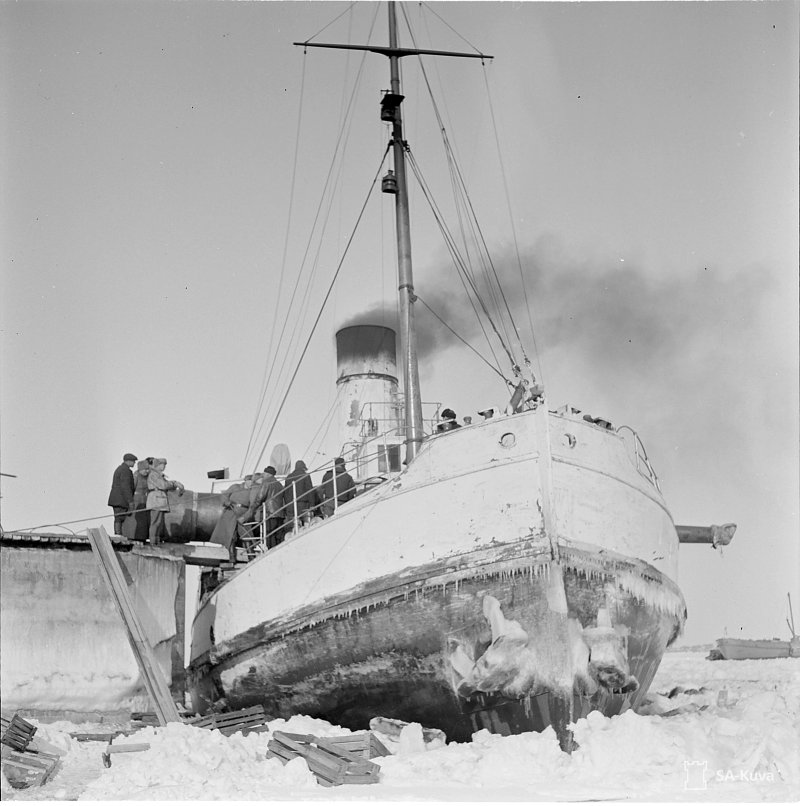 Подводная лодка щ-302 "окунь"