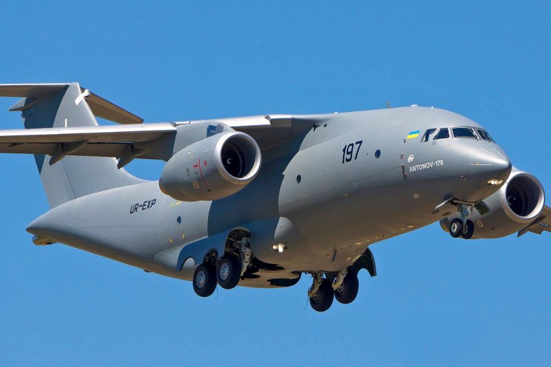 Грузовой АН 178