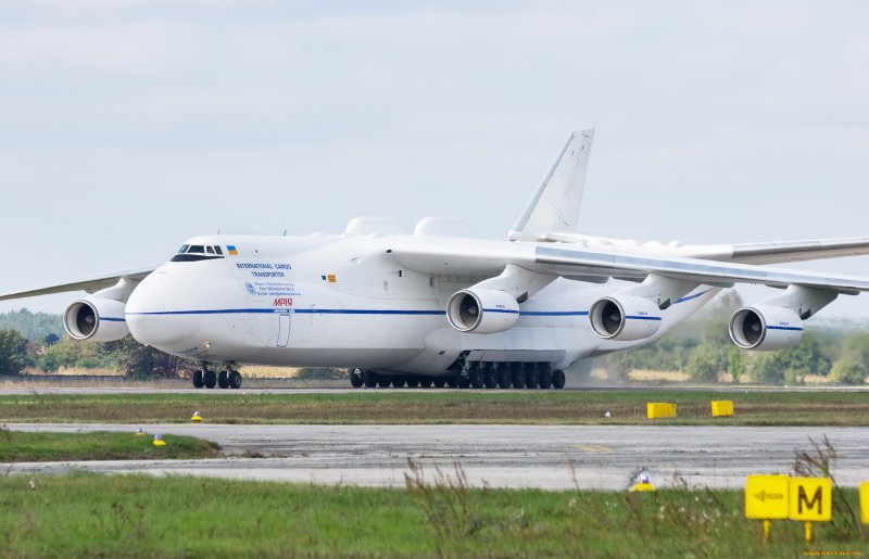 Самолёт Антей АН-22