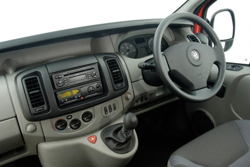 Opel Vivaro 2020 салон