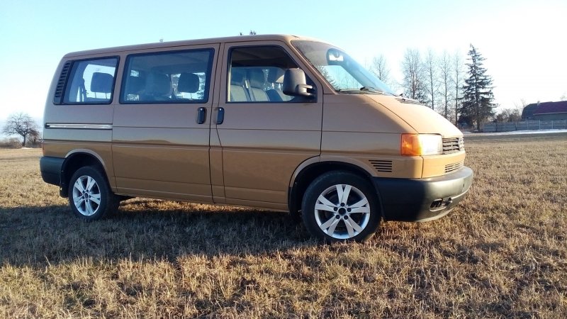 Volkswagen Transporter t4 зеленый