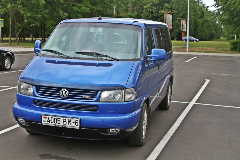 Volkswagen Caravelle т 4