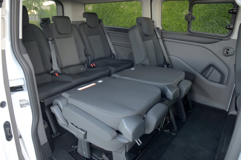 Ford Tourneo Custom 2017 салон