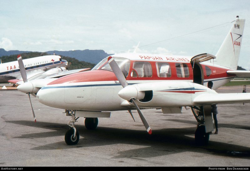 Piper pa-31 Navajo
