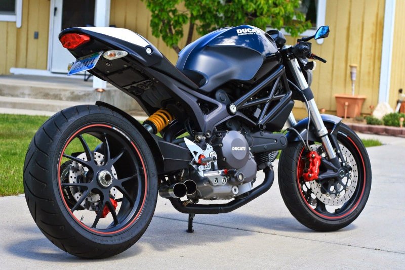 Ducati Monster 1000