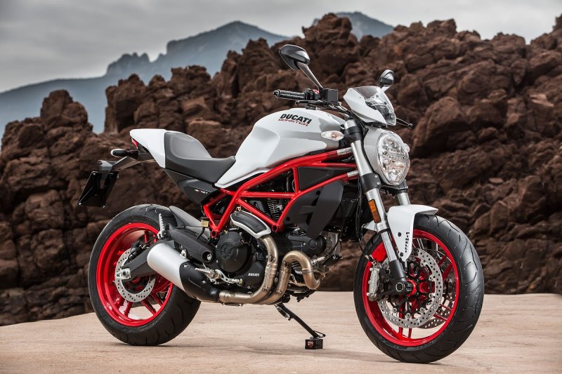 Ducati Monster 1200 s 2020