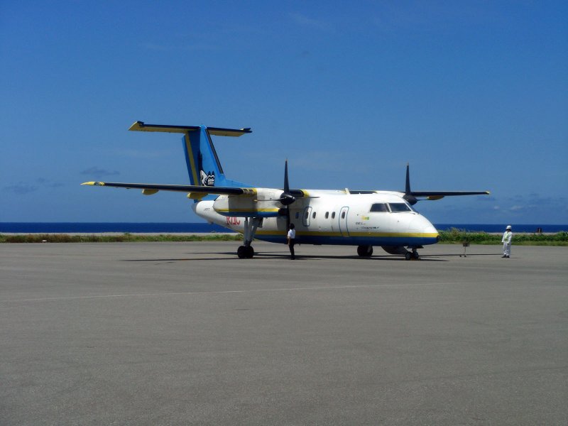 DHC-8 400 Q AIRBALTIC