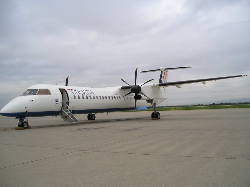 Бомбардье DHC-8