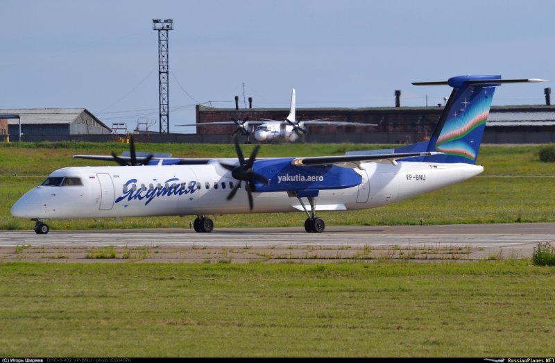 Бомбардье DHC-8-100