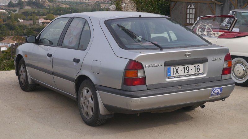 Nissan primera p12 хэтчбек