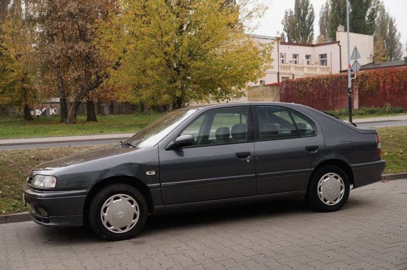Nissan primera III лифтбек багажник
