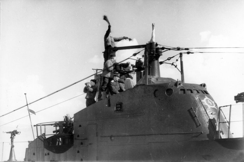 Подводная лодка щ-205
