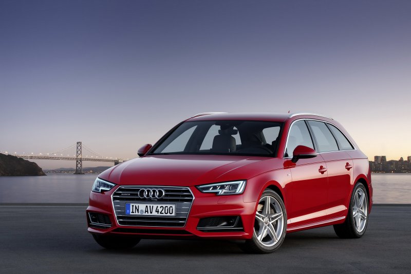 Audi a4 b9 2015