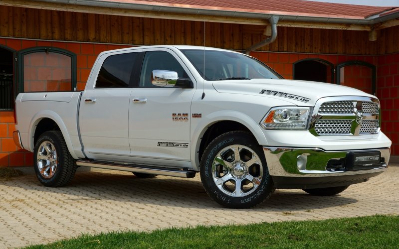 Додж пикап Ram 1500