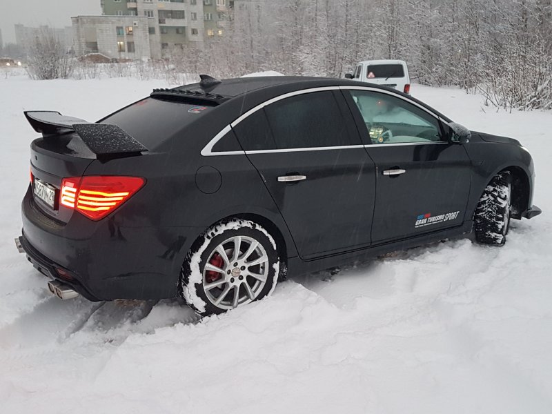 Chevrolet Cruze 2013 Black Tuning
