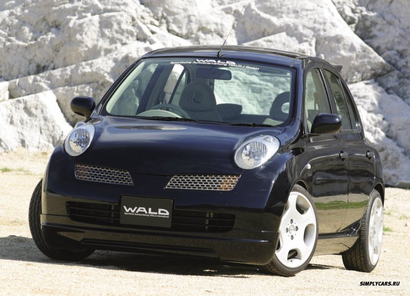Nissan Micra k12 красная