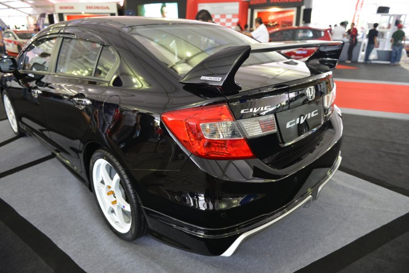 Honda Civic 9