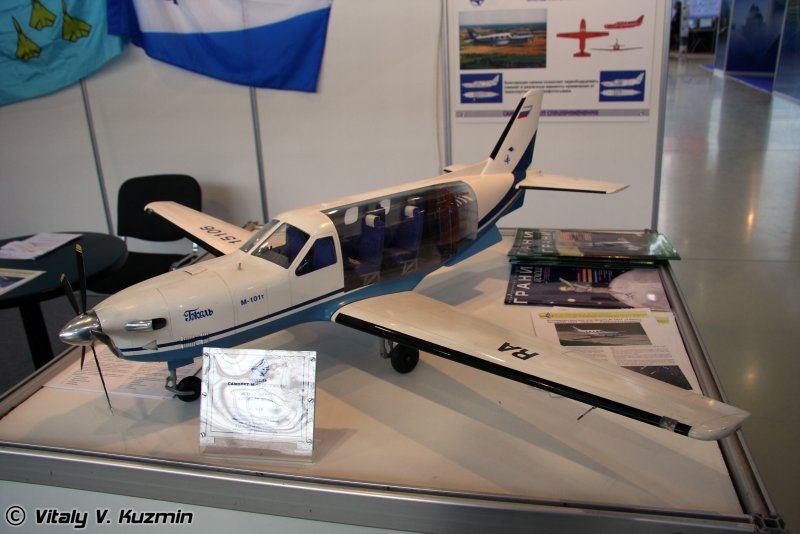 Самолет Гжель м101-т