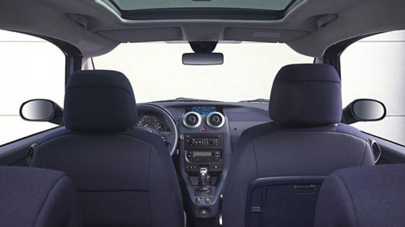 Peugeot 1007 Interior
