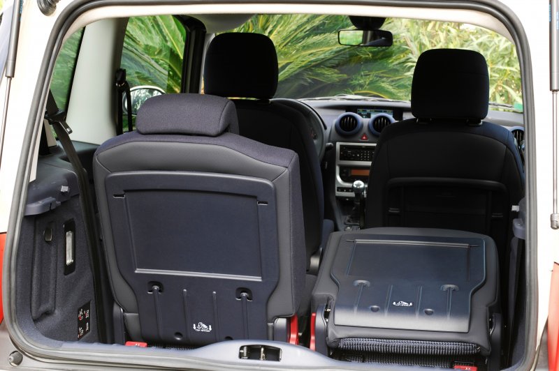 2014 Peugeot 1007