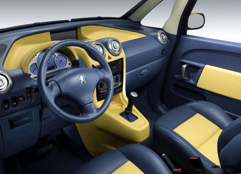 Peugeot 1007 интерьер