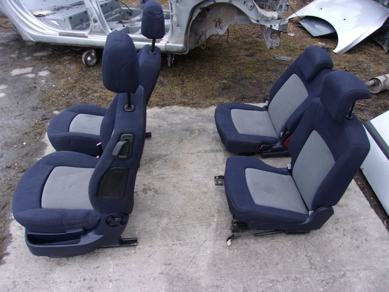 Peugeot 1007