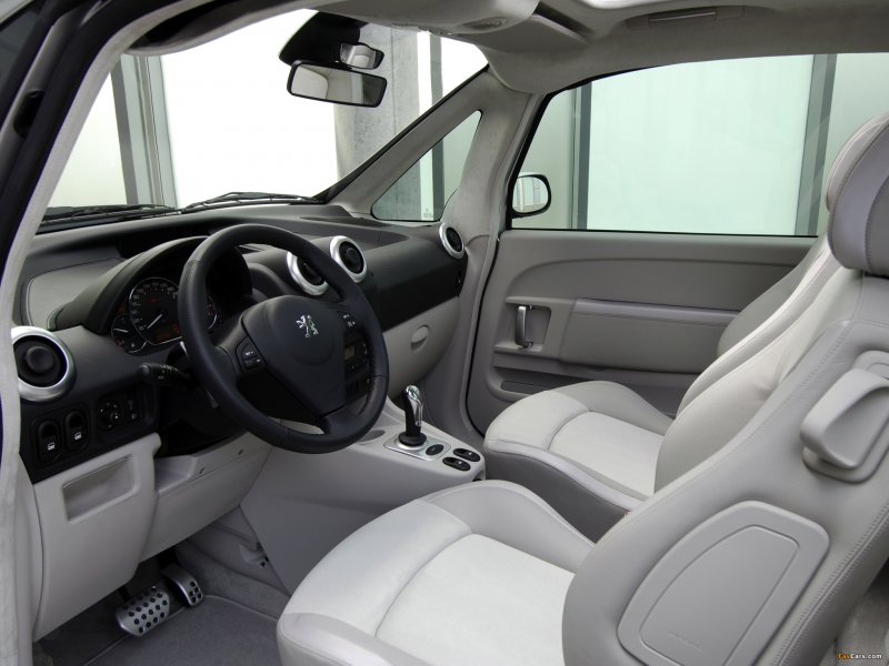Peugeot 1007 Interior
