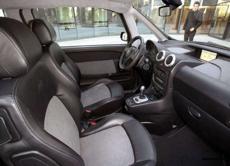 Пежо 1007 Interior