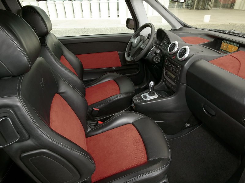 Peugeot 1007 Interior