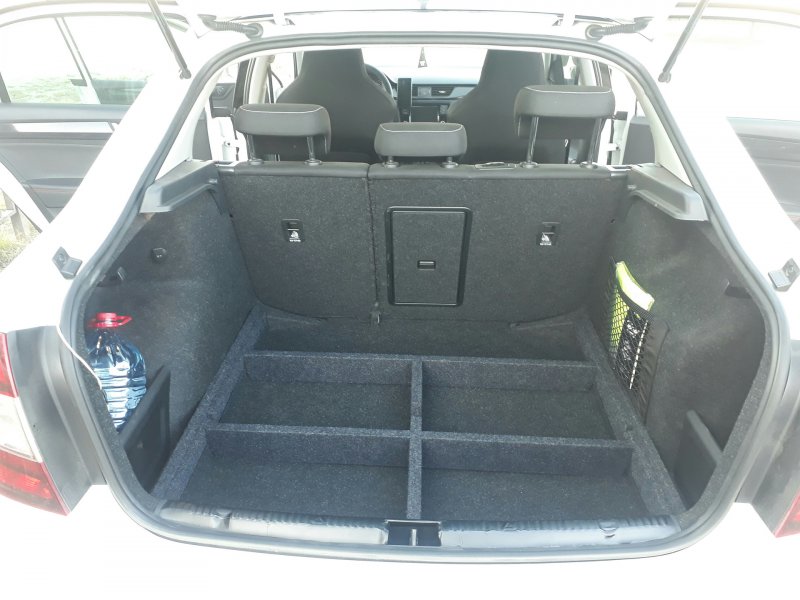 Skoda Rapid 2014 багажник