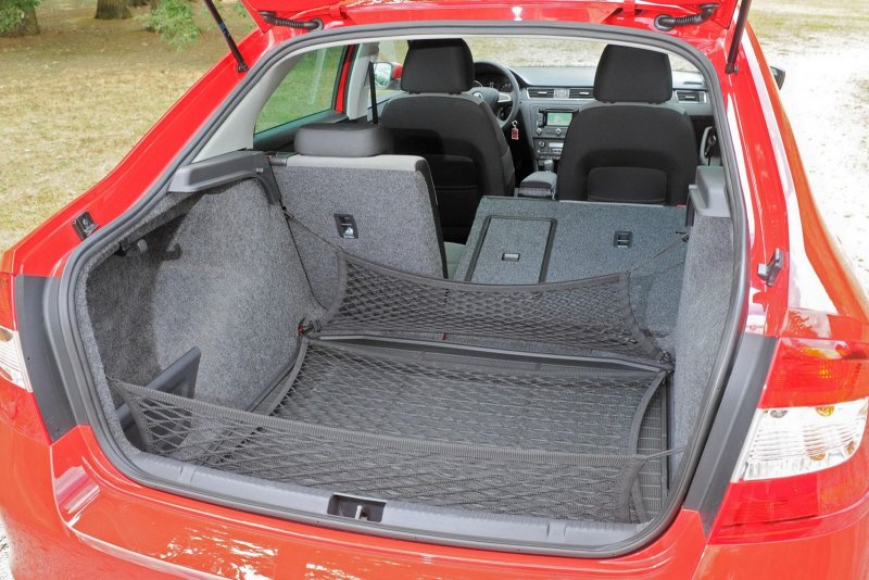 Skoda Rapid багажник