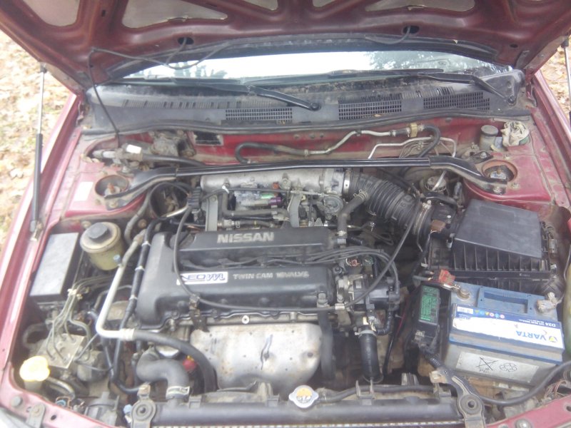 Подкапотка Nissan primera p11
