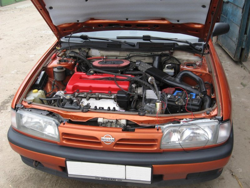Моторный отсек Nissan primera p10