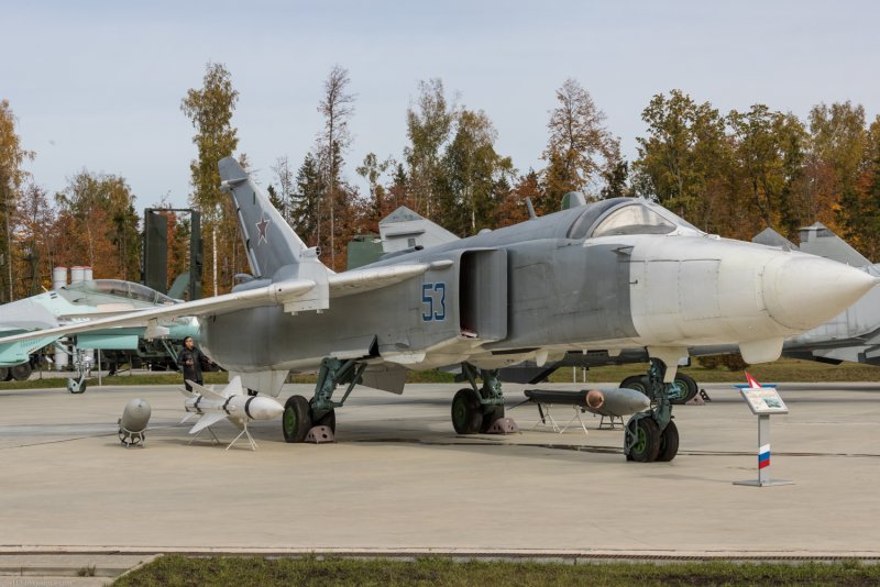 Су-24мп постановщик помех