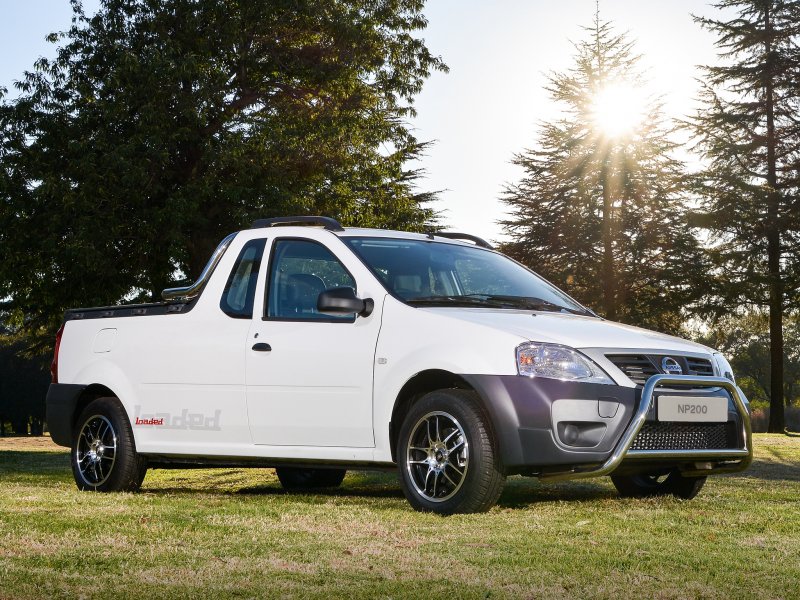 Nissan np200