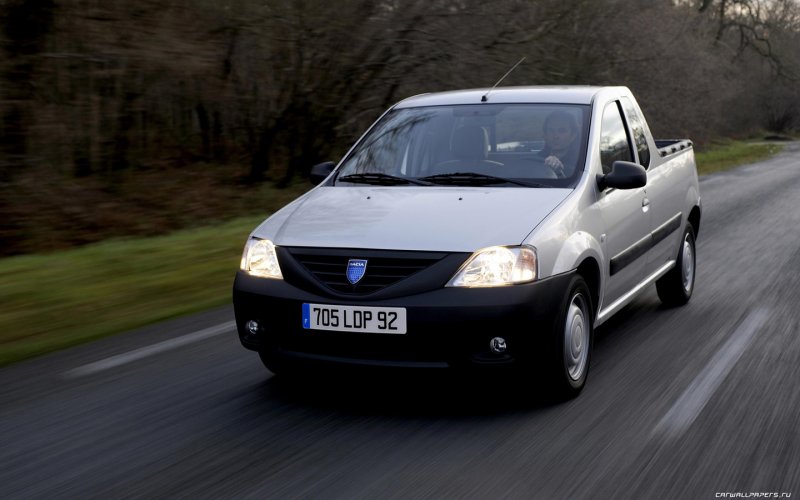 Dacia Logan 2004