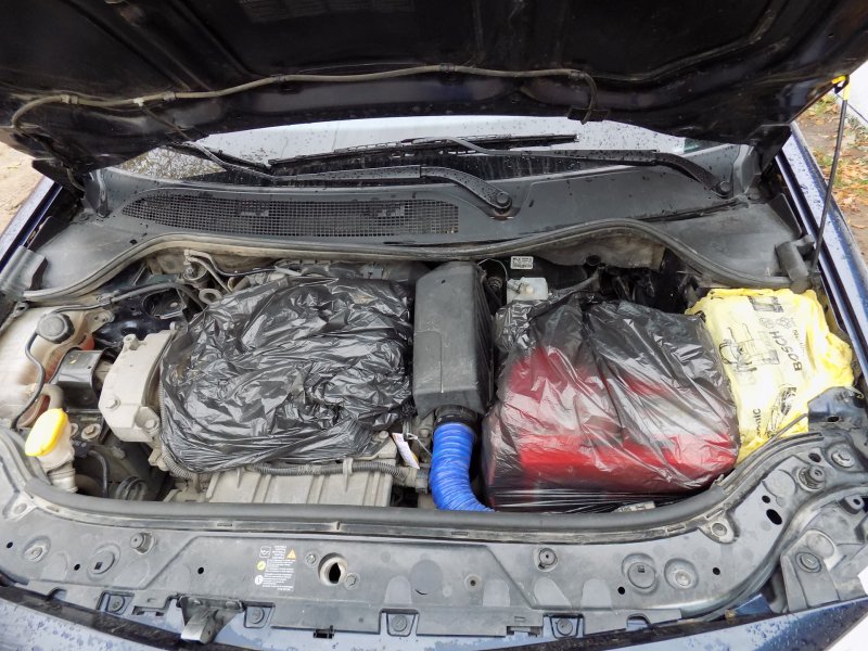Renault Megane 2 заводской герметик