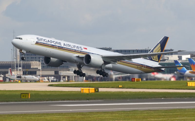 Самолет 777-300er